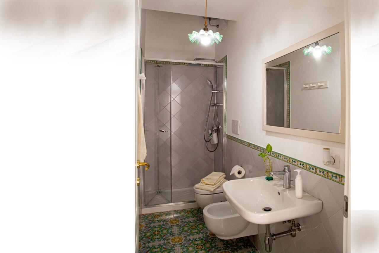 Tu Casa: Picturesque Guest House Napoli Exterior foto
